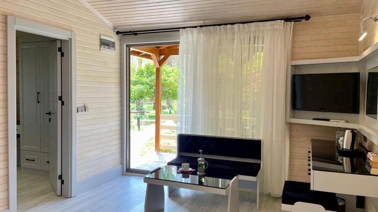 Aida Hotel Cirali Bagian luar foto