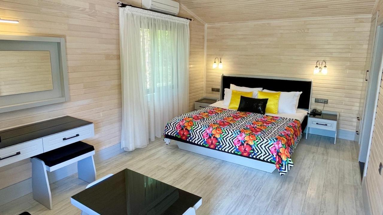 Aida Hotel Cirali Bagian luar foto