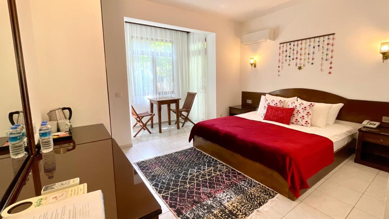 Aida Hotel Cirali Bagian luar foto