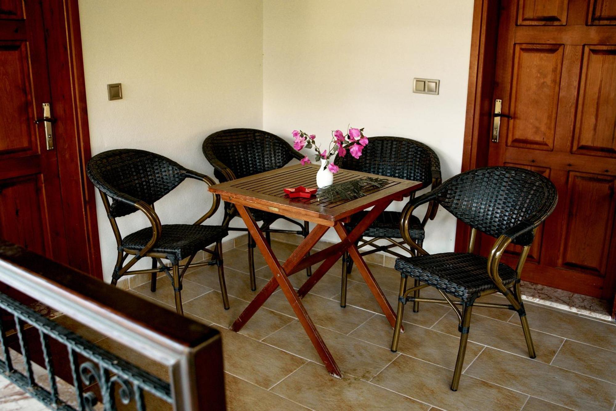 Aida Hotel Cirali Ruang foto