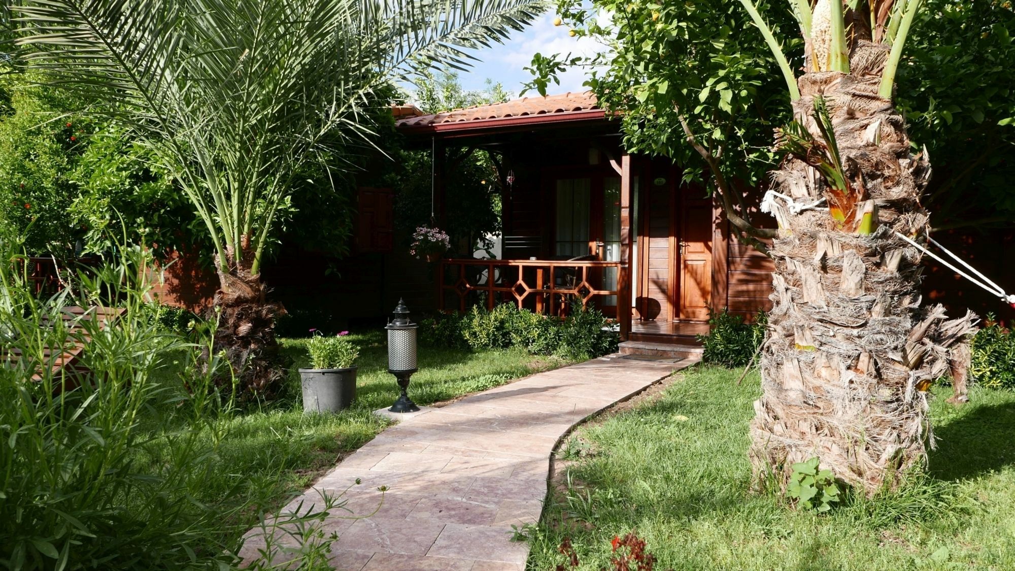 Aida Hotel Cirali Bagian luar foto